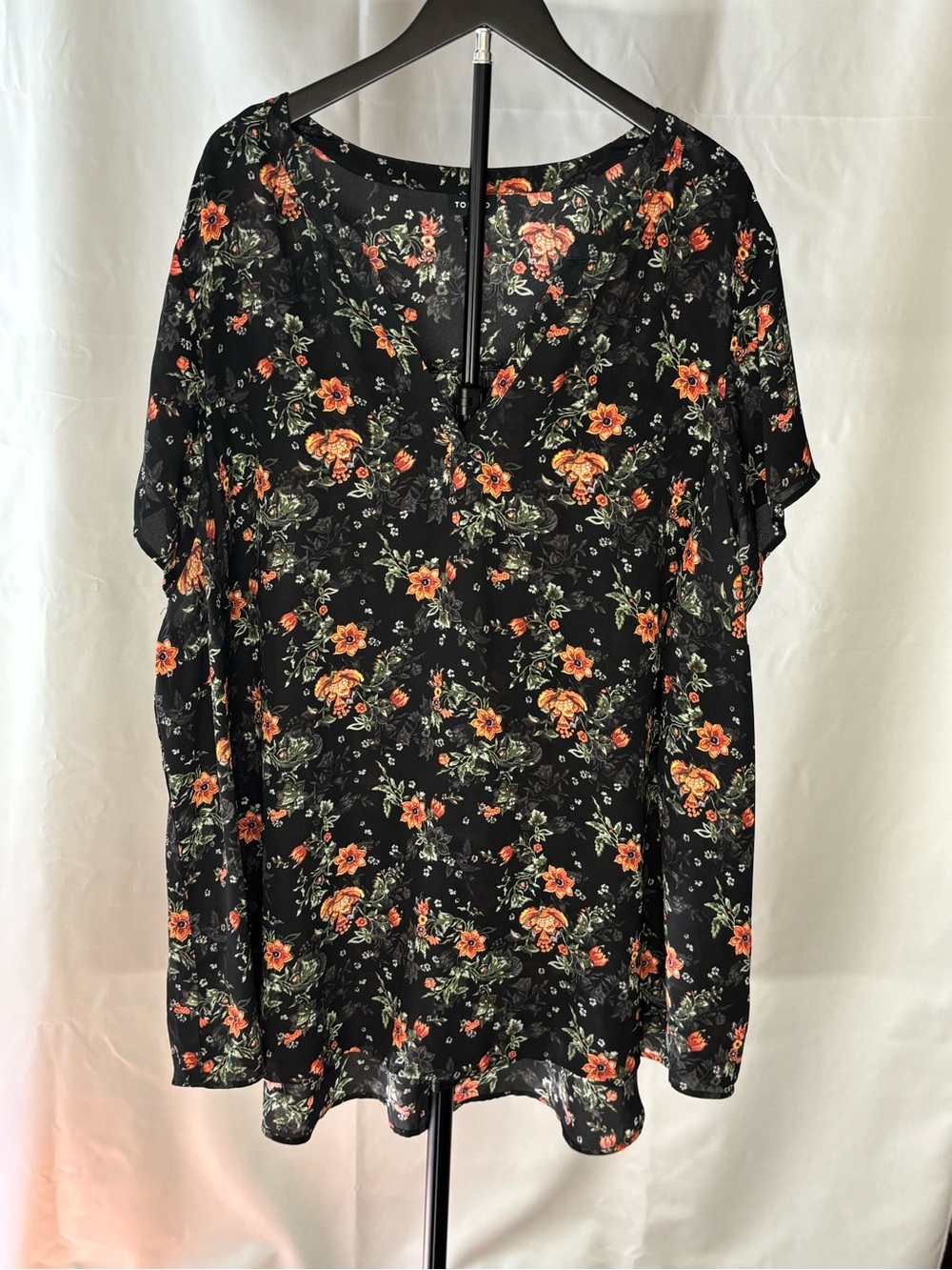 Torrid Black Floral V-Neck Flutter Sleeve Blouse Plus Size Short Sleeve